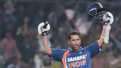 TOP 5 Sachin Tendulkar Legendary Moments You NEED to See - Sachin Tendulkar becomes the first player to score 200 in ODI against South Africa