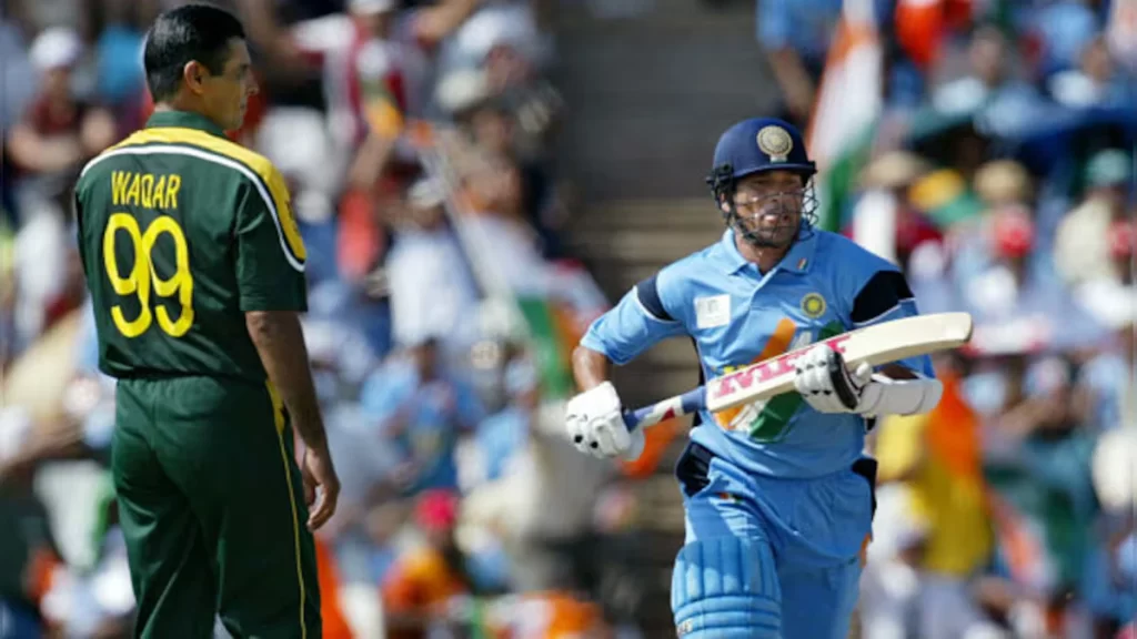 TOP 5 Sachin Tendulkar Legendary Moments You NEED to See - Sachin 98 runs vs Pakistan, Tendulkar smashes Waqar for a boundary